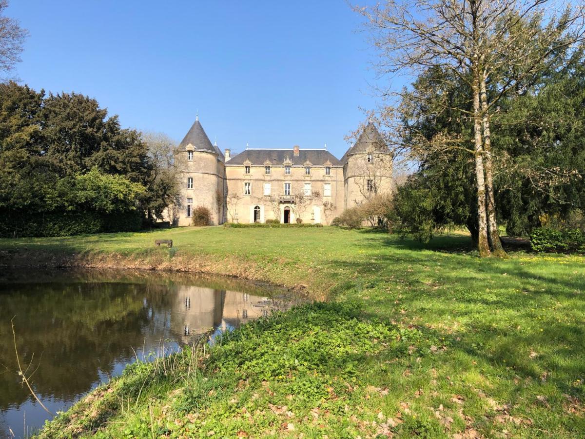 Saint-Sulpice-en-Pareds Chateau De La Mothe מראה חיצוני תמונה