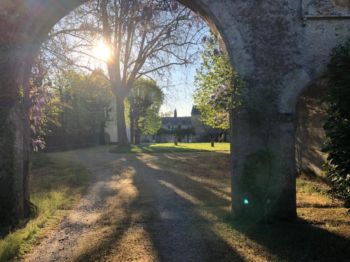 Saint-Sulpice-en-Pareds Chateau De La Mothe מראה חיצוני תמונה
